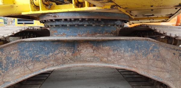 ขายรถแบ็คโฮ KOMATSU PC200-7 ใช้งาน 9 พันชั่วโมง รถสวย สภาพดี พร้อมใช้งาน