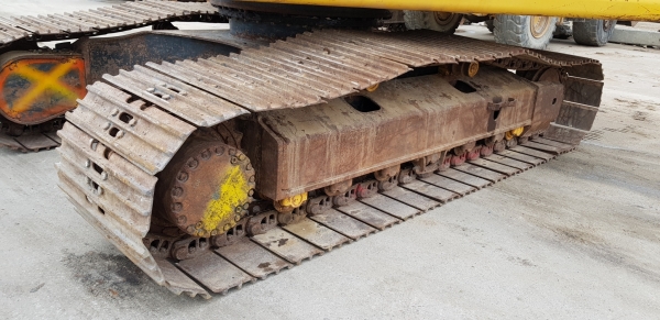 ขายรถแบ็คโฮ KOMATSU PC200-7 ใช้งาน 9 พันชั่วโมง รถสวย สภาพดี พร้อมใช้งาน