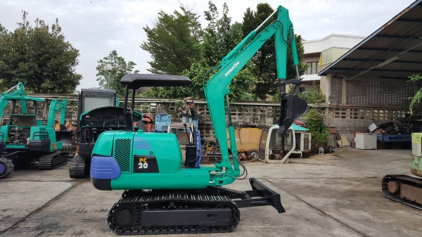 ขาย รถขุด KOMATSU รุ่น PC20-7- มือสองญี่ปุ่น แทรกเหล็ก สลัก บูทเอวแน่น 100\% สวยพร้อมใช้งาน มือถือ 0818753444