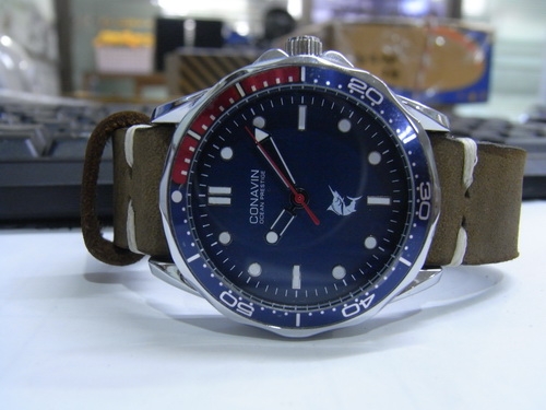 ขายนาฬิกา พร้อมใช้ 2 เรือน ครับ ขายนาฬิกา พร้อมใช้ 2 เรือน ครับ