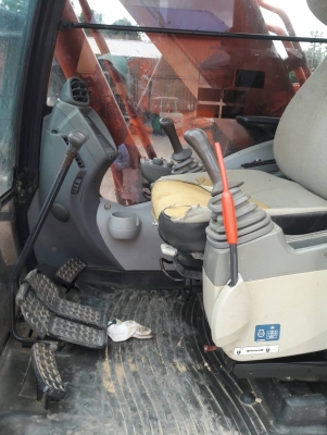 ZX200-5G 13,XXXชั่วโมง เอกสารครบ พร้อมใช้ @1.68ล้านบาทสนใจโทรเลย ☎ 081-989-1989 + ID LINE :rangrayong หรั่งครับ