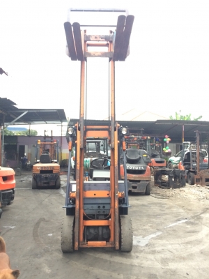 อาร์ ซี เอช โฟรคลิฟท์ โตโยต้า รุ่น 5 เบนซิน 1.5 ตัน