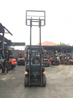 อาร์ ซี เอช โฟรคลิฟท์ โตโยต้า รุ่น 7 เบนซิน 1.5 ตัน