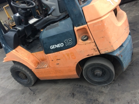 อาร์ ซี เอช โฟรคลิฟท์ โตโยต้า รุ่น 7 เบนซิน 1.5 ตัน