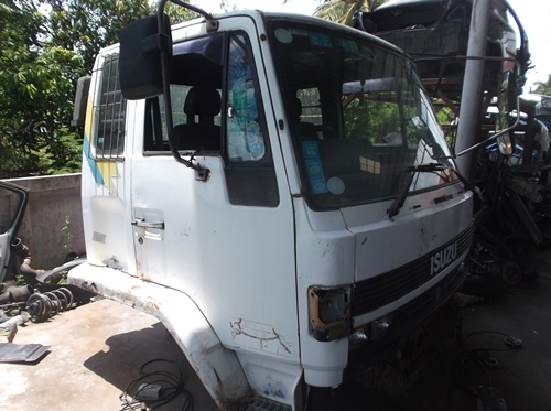 ขายหัวร๊อคกี้ 10ล้อ  หัวนอก อุปกรณ์ครบ มีผุบ้างเล็กน้อย เดิมๆบางๆ ภายในสวย