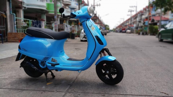 ขาย New Vespa LX150 ครับ สวยๆครับ เครื่องดีครับ ขี่กลับสบายๆครับ ของแต่งมีเยอะอยู่ครับ ต้องมาดู มาลองขี่ครับ โช้คหน้าหลัง กระจก ปั้มหน้า ไฟท้าย เหล็กจับหลัง บังโคลนหน้า รถสวยมากครับ ราคา 39,900 บาท ขาย New Vespa LX150 ครับ สวยๆครับ เครื่องดีครับ ขี่กลับสบายๆครับ ของแต่งมีเยอะอยู่ครับ ต้องมาดู มาลองขี่ครับ โช้คหน้าหลัง กระจก ปั้มหน้า ไฟท้าย เหล็กจับหลัง บังโคลนหน้า รถสวยมากครับ ราคา 39,900 บาท