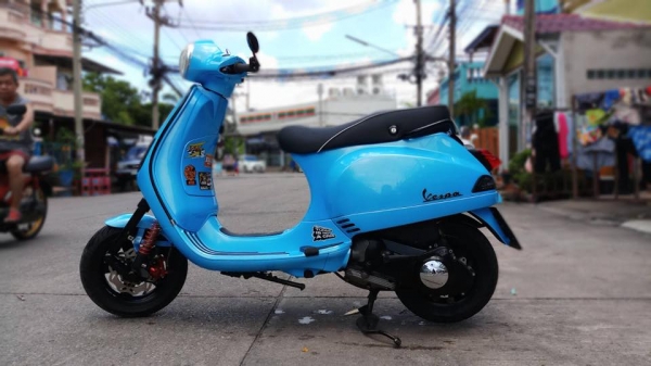 ขาย New Vespa LX150 ครับ สวยๆครับ เครื่องดีครับ ขี่กลับสบายๆครับ ของแต่งมีเยอะอยู่ครับ ต้องมาดู มาลองขี่ครับ โช้คหน้าหลัง กระจก ปั้มหน้า ไฟท้าย เหล็กจับหลัง บังโคลนหน้า รถสวยมากครับ ราคา 39,900 บาท ขาย New Vespa LX150 ครับ สวยๆครับ เครื่องดีครับ ขี่กลับสบายๆครับ ของแต่งมีเยอะอยู่ครับ ต้องมาดู มาลองขี่ครับ โช้คหน้าหลัง กระจก ปั้มหน้า ไฟท้าย เหล็กจับหลัง บังโคลนหน้า รถสวยมากครับ ราคา 39,900 บาท