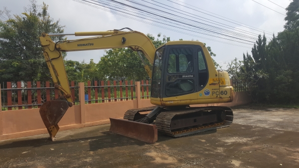 ขายPC60-7 รถญี่ปุ่นสภาพสวยๆราคาถูกใบแทรค60