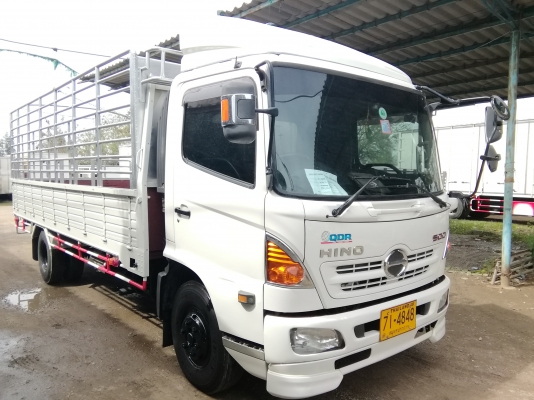 6 ล้อกลาง *EURO3* HINO *ซีรีย์500* FC9J 150 แรงม้า *คอมมอนเรว* ยาว 5.50 ม.* รถสวยเดิม+สวยจริง * รถห้างแท้ * มีเล่มพร้อมโอน *
