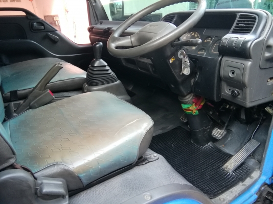 6 ล้อกลาง *EURO.2* ISUZU NQR 150 แรงม้า * ยาว 5.50 ม.* รถสวยเดิม+สภาพพร้อมใช้งาน *รถห้างแท้* มีเล่มพร้อมโอน*