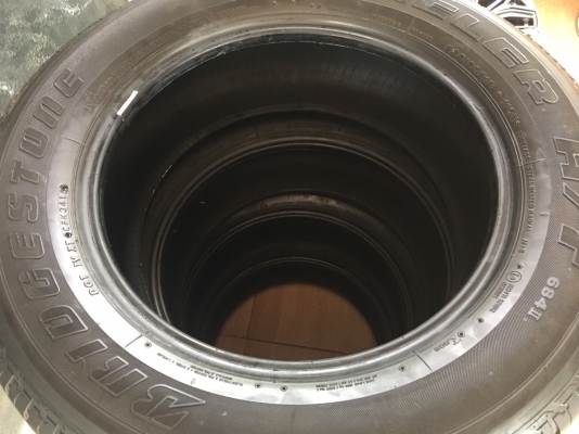 ยาง bridgestone 265/60r18 ปี 15 ยาง bridgestone 265/60r18 ปี 15