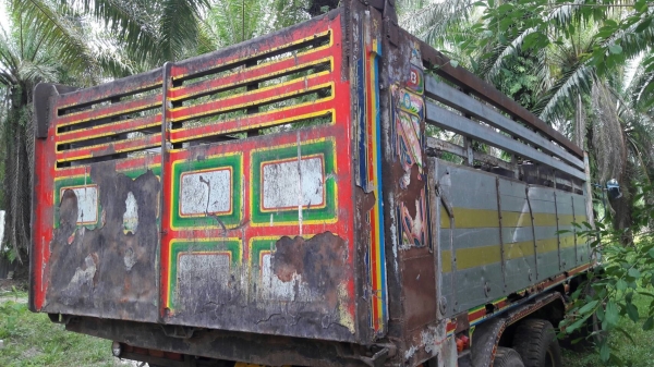 ขาย10ล้อดั้ม2เพลา isuzu ร๊อกกี้ 175แรง