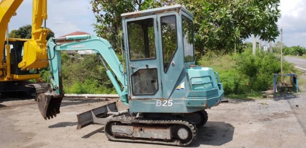 ขายด่วนรถแบคโฮYANMABยันม่าB25เทียบเท่าPC25รถนอกสถาพดีพร้อมใช้เพิ่งนำเข้ามายังไม่เคยใช้งานในเมืองไทยเลย ขายด่วนรถแบคโฮYANMABยันม่าB25เทียบเท่าPC25รถนอกสถาพดีพร้อมใช้เพิ่งนำเข้ามายังไม่เคยใช้งานในเมืองไทยเลย