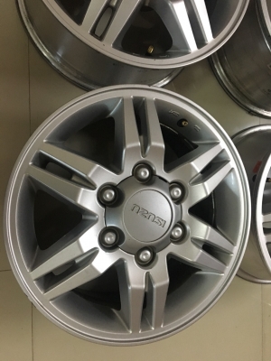 ขายล้อแม็กเดิม ISUZU D-MAX ลายก้ามปู ขายล้อแม็กเดิม ISUZU D-MAX ลายก้ามปู