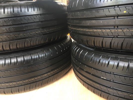 ขายล้อแม็กป้ายแดงโตโยต้า CHR ขอบ 17 ยาง 215 60 17 ปี 18 สภาพใหม่ถอดป้ายแดง