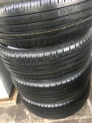 ขายล้อแม็กป้ายแดงโตโยต้า CHR ขอบ 17 ยาง 215 60 17 ปี 18 สภาพใหม่ถอดป้ายแดง