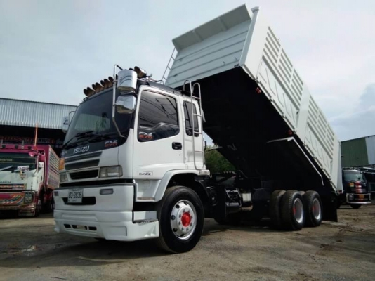 Isuzu deca 270 แรง ปี 47 เครื่องดำ เกียร์ฟูลเลอร์ รถสวยเดิมบาง ยางเต็ม พร้อมใช้งาน