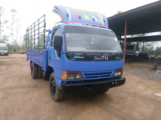 ISUZU NPR 120 แรง เครื่องพอใช้ ครัชีสวย เอกสารพร้อม ISUZU NPR 120 แรง เครื่องพอใช้ ครัชีสวย เอกสารพร้อม
