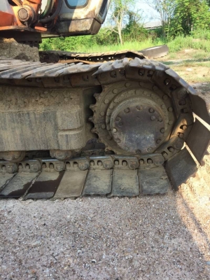 ขาย 495,000 HITACHI EX 200-1 เครื่องดี ปั้มแรง เอวแน่น ช่วงล่างสวย รถสวยพร้อมใช้ รถอยู่ กบินบุรี 090-772-3710 090-772-3708