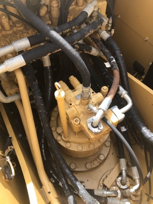 แบคโฮ CAT320D คอมมอลเรล กระบอกดำ ญี่ปุ่น ใช้งาน  7,247 ชั่วโมง สภาพพร้อมใช้ เอกสารใบแจ้งจำหน่าย ราคา 2.3 ล้านต่อรอง