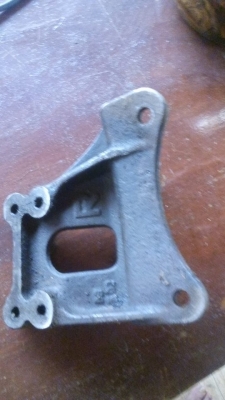 ขายแท่นกระปุกพวงมาลัย LN106