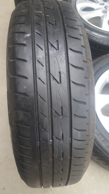 ขายล้อNISSAN March MC15 ยาง175/65/15 ปี 15  4 ล้อ