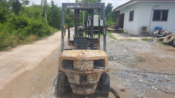 ขายตามสภาพ รถฟอร์คลิฟต์ KOMATSU 2.5 ตัน เครื่องดี เกียร์เสียขยับไม่ได้ ราคาต่อรองได้ครับ ขายตามสภาพ รถฟอร์คลิฟต์ KOMATSU 2.5 ตัน เครื่องดี เกียร์เสียขยับไม่ได้ ราคาต่อรองได้ครับ