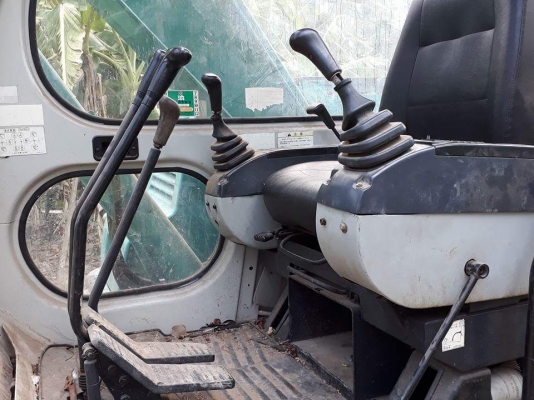 ขาย 695,000 KOBELCO sk 60-5 ไฟฟ้าครบ เครื่องดี ปั้มแรง เอวแน่น ช่วงล่างเต็ม สภาพเก่านอก รถสวยพร้อมใช้งาน รถอยู่ ปทุมธานี สามโคก 090-772-3710 090-772-3708