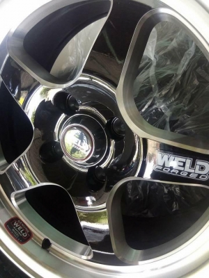 แม็กใหม่ลายเวล ขอบ 15 ราคา 8500 บาท พร้อมติดตั้ง