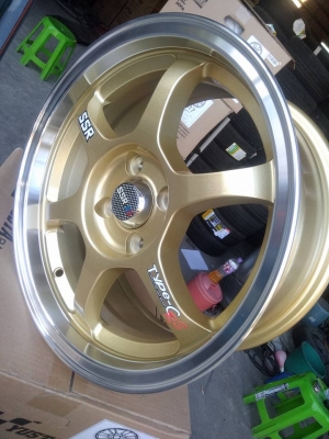 แม็กใหม่ขอบ 15 ราคา 6900 พร้อมยางไทยปี 18 ราคาเพียง 10900 บาท พร้อมติดตั้ง