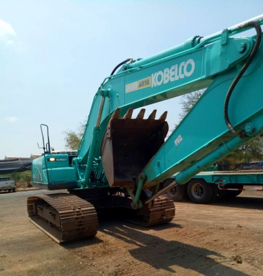 ขายรถแบคโฮ KOBELCO SK200-8 SuperX  สภาพดี พร้อมใช้งาน