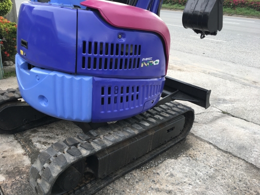 รถขุดเล็ก Komatsu PC20UU-3 สภาพสวยๆเก่านอก สภาพแน่นทั้งคัน  ชั่วโมงน้อย แทรคยางหนา พร้อมลงงาน สนใจติดต่อ Line ID: Kongniwatsiri