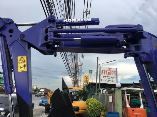 รถขุดเล็ก Komatsu PC20UU-3 สภาพสวยๆเก่านอก สภาพแน่นทั้งคัน  ชั่วโมงน้อย แทรคยางหนา พร้อมลงงาน สนใจติดต่อ Line ID: Kongniwatsiri