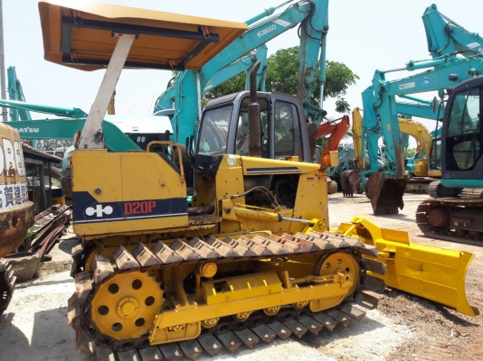 ขายจ้า. รถดัน KOMATSU D20P-6  เก่านอกแท้  เดิมๆๆ  เครื่องปั๊มดี  พร้อมใช้  โทร 089-3818694  ดวงนภา