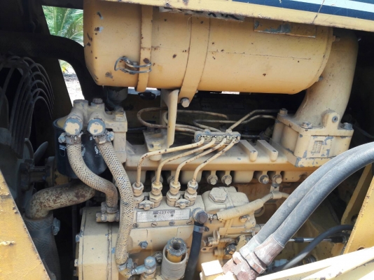 ขายจ้า. รถดัน KOMATSU D20P-6  เก่านอกแท้  เดิมๆๆ  เครื่องปั๊มดี  พร้อมใช้  โทร 089-3818694  ดวงนภา