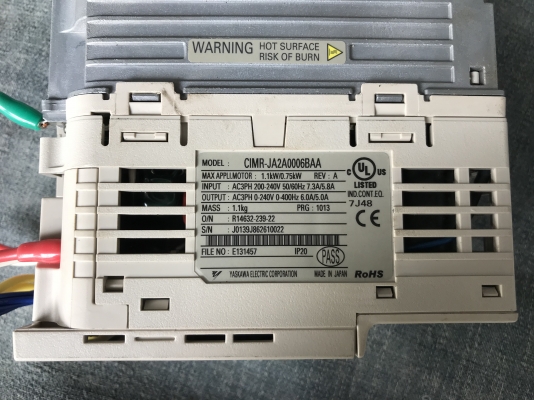 ขายอินเวอร์เตอร์ปรับรอบมอเตอร์ Yaskawa 1HP. 200-240V 3สาย made in Japan สภาพสวยมาก ตัดจากตู้ พร้อมใช้งาน ราคา 1,600 บาทพร้อมส่ง