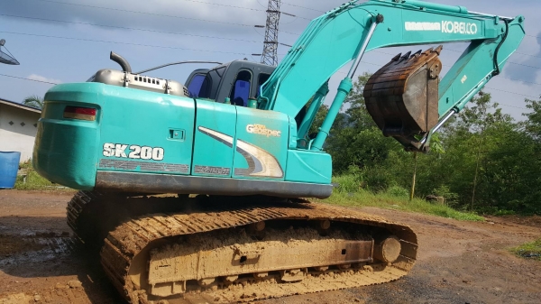 ขายรถแบคโฮ KOBELCO SK200-8 YN12 เอกสารชุดจดทะเบียน ไมล์ 14016 ชม.ราคา 1480000 ขายรถแบคโฮ KOBELCO SK200-8 YN12 เอกสารชุดจดทะเบียน ไมล์ 14016 ชม.ราคา 1480000