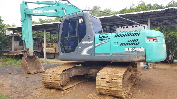 ขายรถแบคโฮ KOBELCO SK200-8 YN12 เอกสารชุดจดทะเบียน ไมล์ 14016 ชม.ราคา 1480000