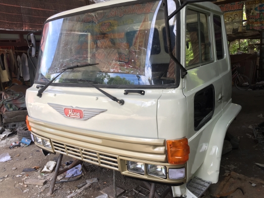 ขาย หัวสิบล้อ HINO F18 สีใหม่ อุปกรณ์ครบ