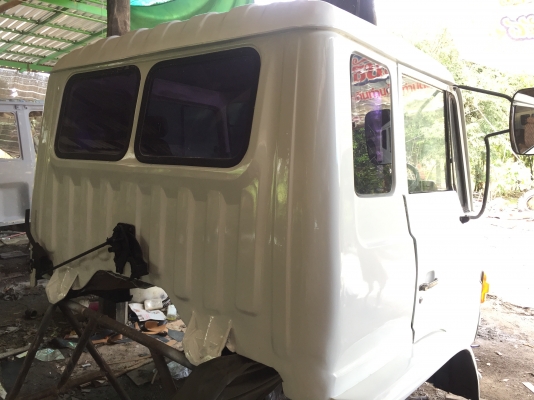 ขาย หัวสิบล้อ HINO F18 สีใหม่ อุปกรณ์ครบ