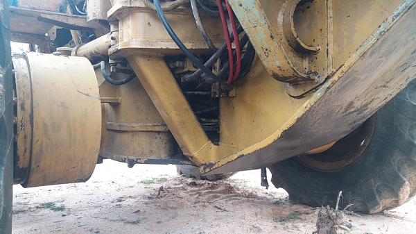 ขาย 999,999 รถเกรด CAT 12 G เครื่องไดเร็คหัวฉีดปากกา เอวอ่อน เล่มทะเบียน เครื่องดี เกียร์แรง เอวแน่น ยางดี รถสวยพร้อมใช้เอกสารพร้อมโอน รถอยู่ ศรีเกษ 090-772-3710 090-772-3708