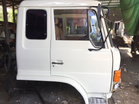 ขาย หัวสิบล้อ HINO F18 สีใหม่ อุปกรณ์ครบ