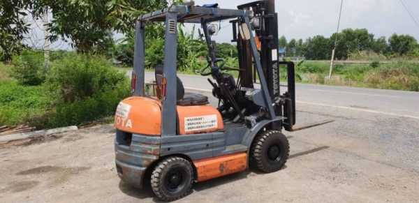 ขายด่วนรถยกTOYOTA6FG15ยก1.5ตันเสาสูง3เมตรยางตันใหม่4เส้นงาสไลด์ได้รถนอกนำเข้ายังไม่เคยใช้งานในเมืองไทยเลย ขายด่วนรถยกTOYOTA6FG15ยก1.5ตันเสาสูง3เมตรยางตันใหม่4เส้นงาสไลด์ได้รถนอกนำเข้ายังไม่เคยใช้งานในเมืองไทยเลย