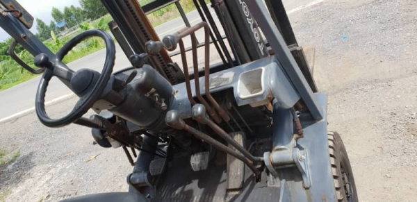 ขายด่วนรถยกTOYOTA6FG15ยก1.5ตันเสาสูง3เมตรยางตันใหม่4เส้นงาสไลด์ได้รถนอกนำเข้ายังไม่เคยใช้งานในเมืองไทยเลย ขายด่วนรถยกTOYOTA6FG15ยก1.5ตันเสาสูง3เมตรยางตันใหม่4เส้นงาสไลด์ได้รถนอกนำเข้ายังไม่เคยใช้งานในเมืองไทยเลย