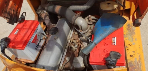 ขายด่วนรถยกดีเซลTOYOTA4FD25ยก2.5ตันเสาสูง3เมตรงากะดกได้ยกจริงได้ถึง2.7ตันรถนอกนำเข้ายังไม่เคยใช้งานในเมืองไทยเลย