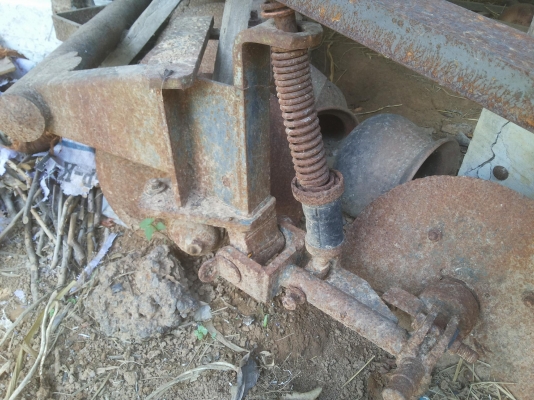 ขายตามสภาพ  ผาล 5 ใบ 20 ใส่กับรถไถ 18, 20, 22 , 24 แรง