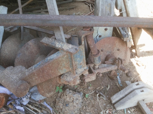 ขายตามสภาพ  ผาล 5 ใบ 20 ใส่กับรถไถ 18, 20, 22 , 24 แรง