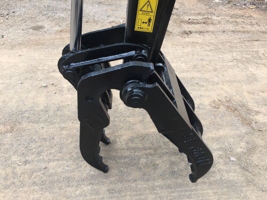 ขายรถขุด MITSUBISHI MM40CR(มือคีบ,บุ้งกี้) ทำสีใหม่,เช็ดระบบ,พร้อมลงงาน,ฟรีจัดส่งทั่วไทย,รถเก่านอก