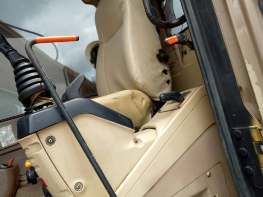 Cat320V2 สวยๆ ไฟฟ้าเต็ม เครื่องดี ปั้มแรง Cat320V2 สวยๆ ไฟฟ้าเต็ม เครื่องดี ปั้มแรง