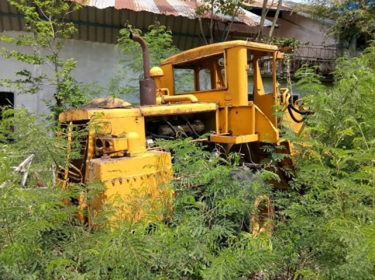 รถตักล้อยาง